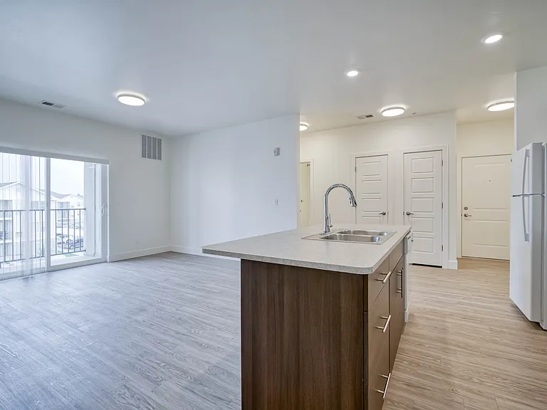 Eden Apartments — Photo 102
