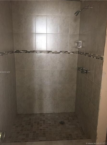 2nd image of 10090 NW 80th Ct APT 1127