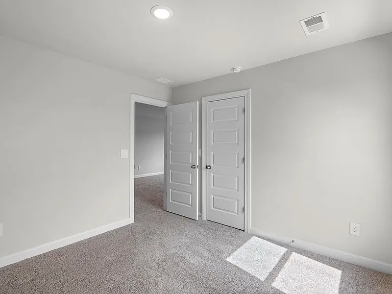 652 Orsman Trl — Photo 39