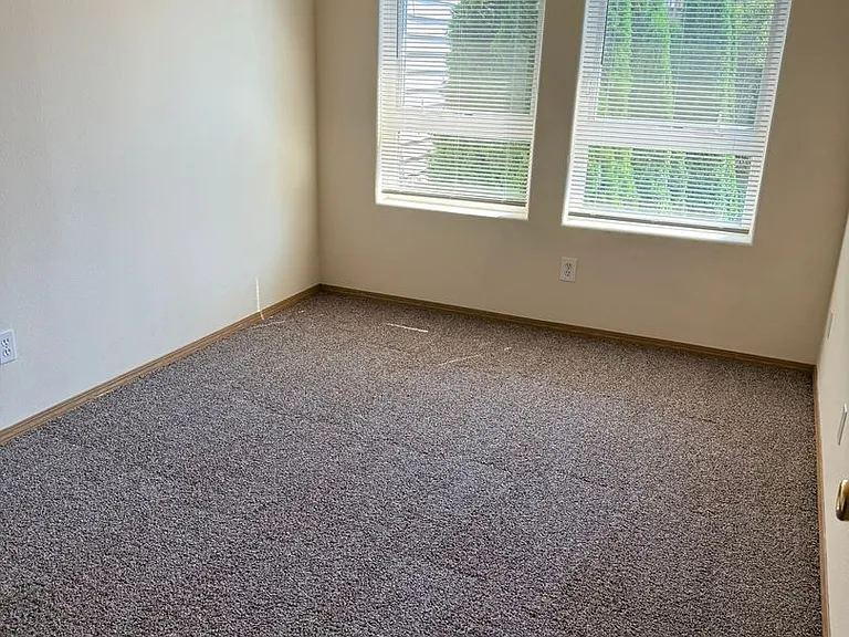 1313 Bonneville Ave — Photo 7