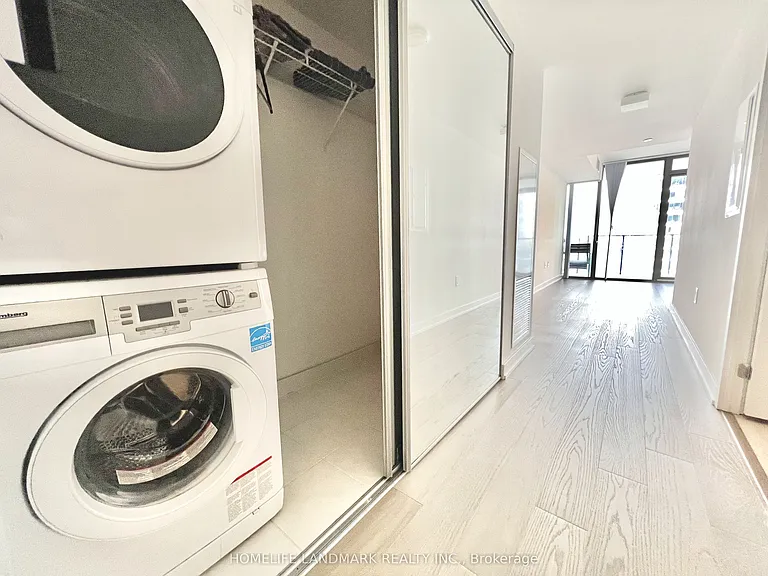 11 Wellesley St W #3410 — Photo 10