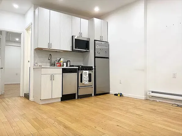 166 East 91st Street image 1 of 4