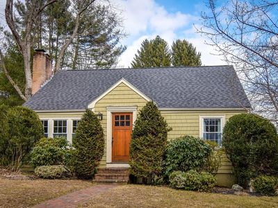 53 School St, Wayland, MA, 01778