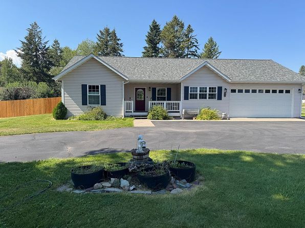 992 Trumble Creek Rd