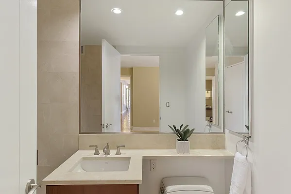 Rented by Nest Seekers International | media 42