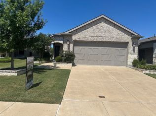 841 Hidden Eddy Dr, McKinney, TX 75071