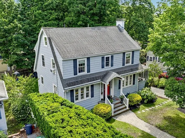 56 Daniel St, Newton, MA 02459