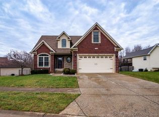 116 Piedmont Dr, Vine Grove, KY 40175