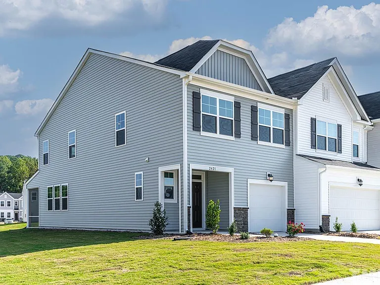 2421 Chert Ln — Photo 4