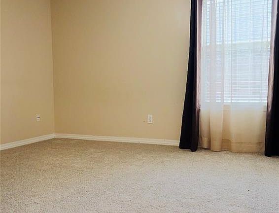 3rd image of 1765 Donham Dr