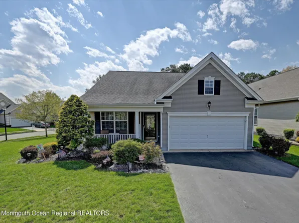 41 Balmoral Drive, Jackson, NJ 08527