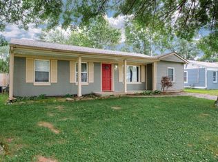 656 Chateau Dr, Cincinnati, OH 45244