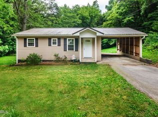 210 Port Madison Dr, Loudon, TN 37774