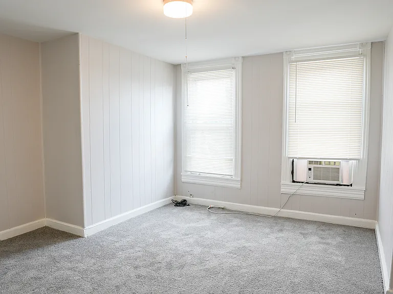 1825 E Lafayette Ave — Photo 17