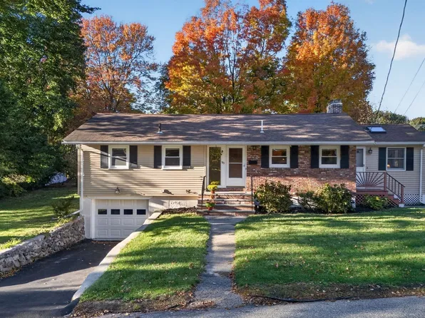 90 Woodstock St, North Andover, MA 01845