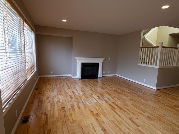 4th image of 6242 189th Pl NE
