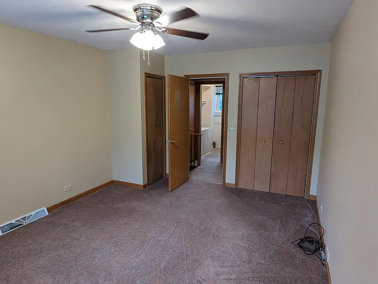 1816 Walnut St — Photo 9