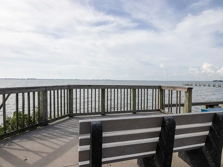 Walk around corner to the Indian Beach bayfront park