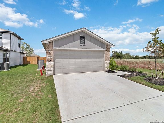 2nd image of 10315 Goldspur Court