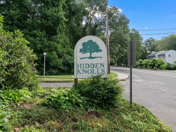33 Hidden Knolls Circle #33, Monroe, CT 06468