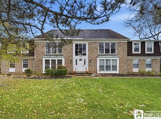 100 Carriage Dr APT 4, Orchard Park, NY 14127