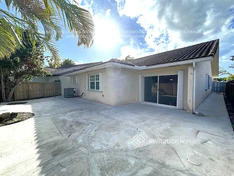 14272 SW 52nd St — Photo 19
