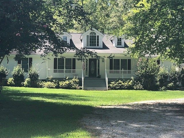 1st image of 138 Oak Leaf Cir