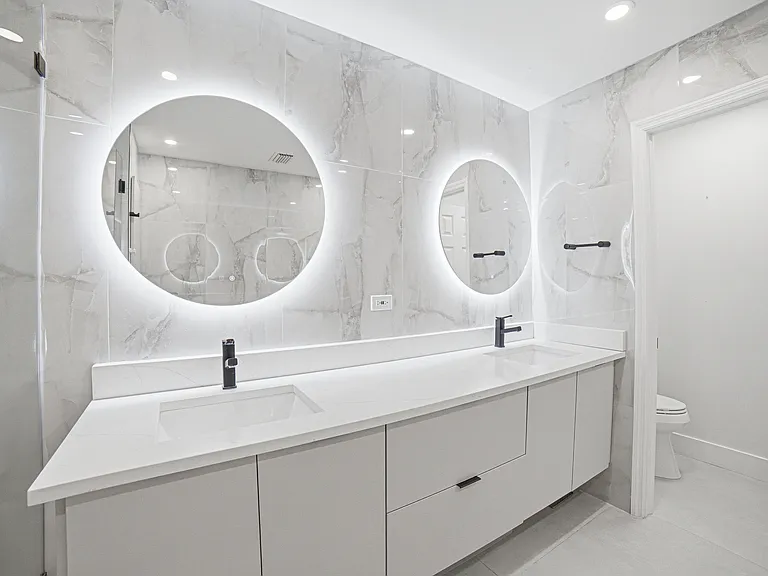 10027 NW 56th Ct — Photo 37