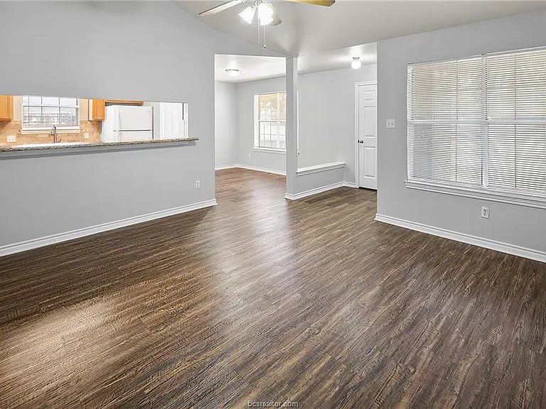 2022 Legacy Ln — Photo 1