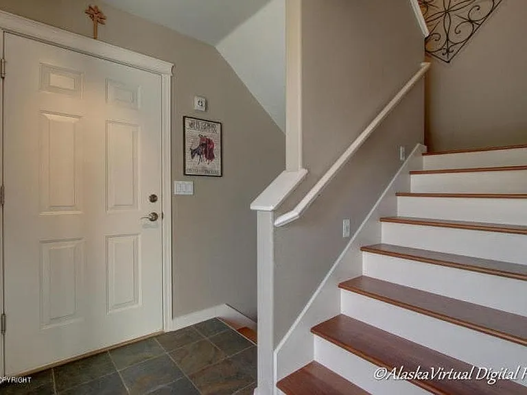 140 W 10th Ave #10 — Photo 11