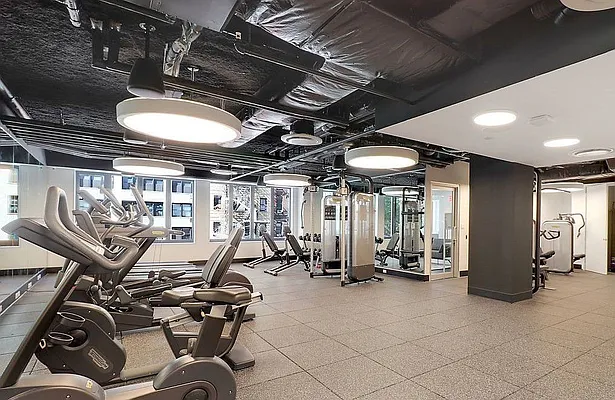 Rented by Realmart Realty LLC | media 37