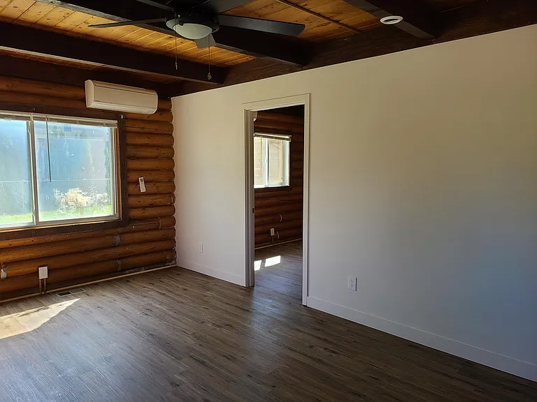 15905 Ellis Ave — Photo 8