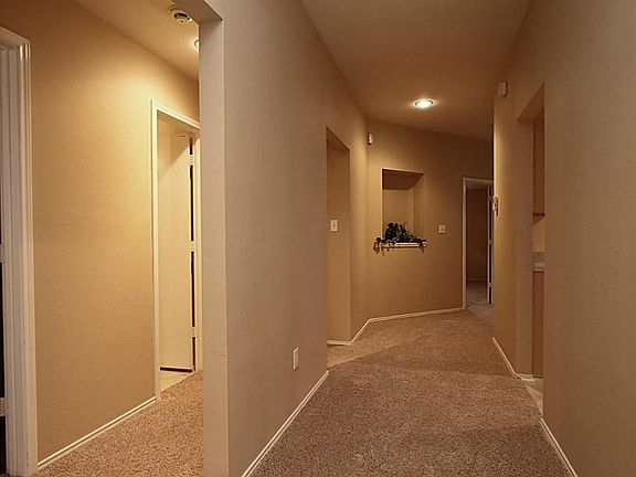 5th image of 16311 Brechin Ln