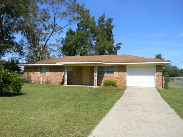 605 Patterson Dr, Opp, AL 36467