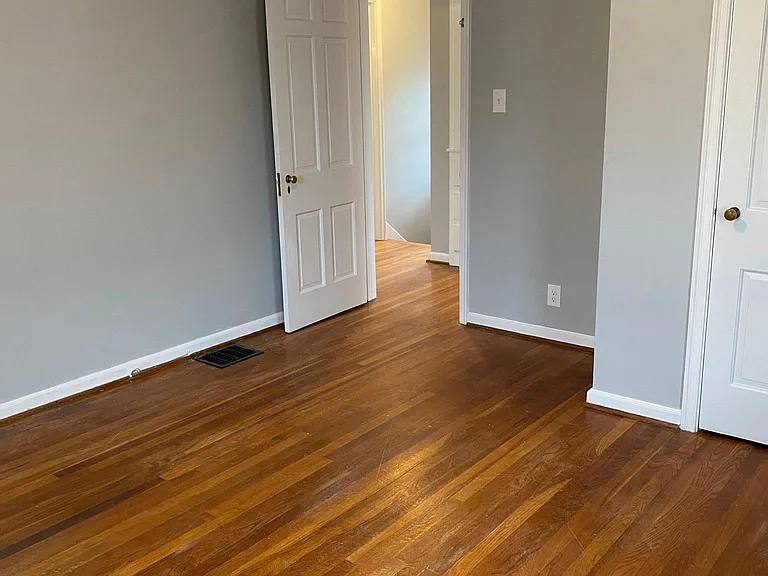 736 Chelsea Ave — Photo 26