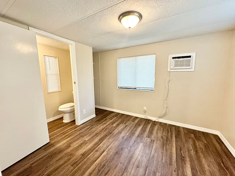 P (Henderson Creek - 1252 Henderson Creek Dr) — Photo 11