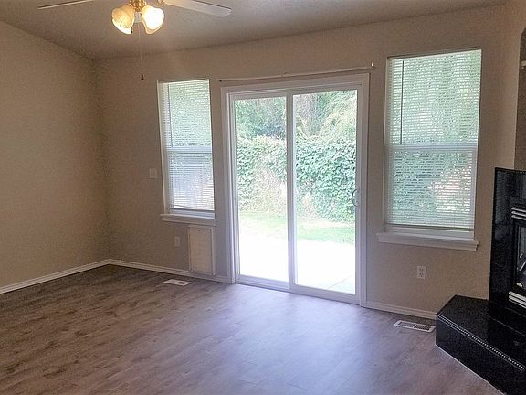 4th image of 11834 W Huckleberry Dr