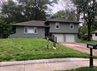 8903 W 47th Ter, Merriam, KS 66203