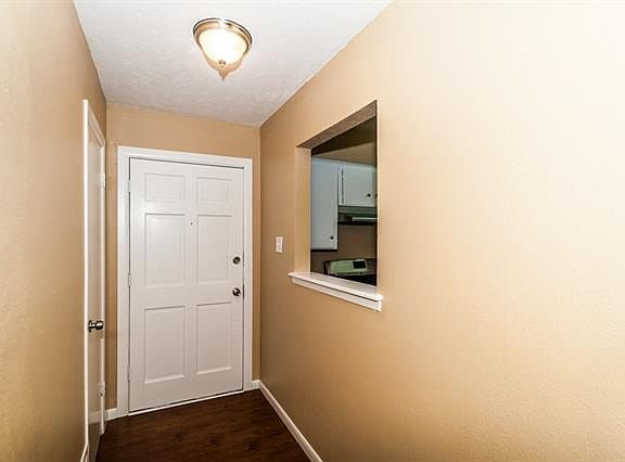 4th image of 701 McDivitt Dr