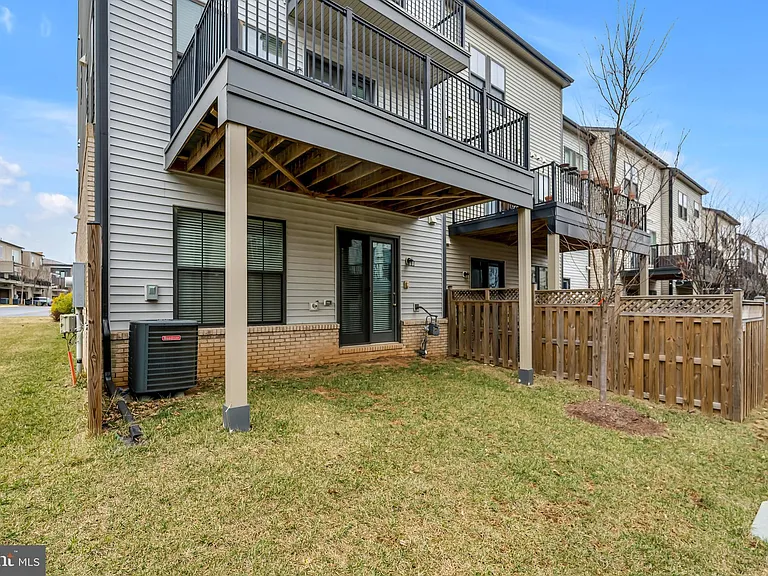 42281 Belgrave Gardens Ter — Photo 57