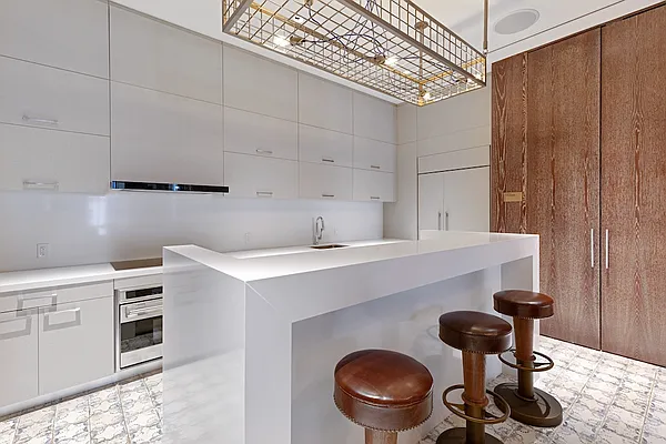 Rented by Greystar | media 41