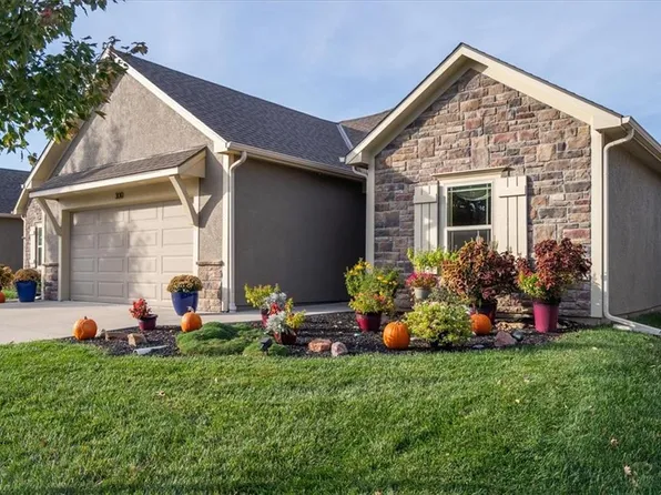 2250 Lake Pointe Dr #300, Lawrence, KS 66049