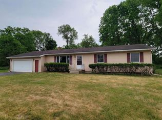 353 Jonesville Rd, Jonesville, MI 49250