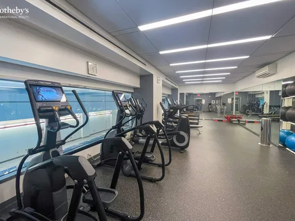 161 West 61st Street image 19 of 23