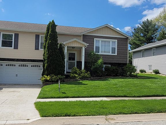 2nd image of 3203 Parker Dr