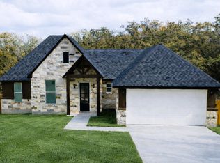 116 Pine Point Cv, Elgin, TX 78621