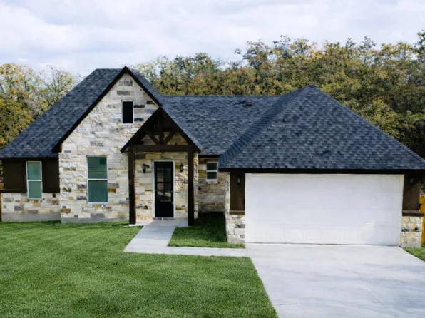 116 Pine Point Cv, Elgin, TX 78621