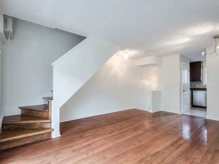 233 Berkeley St — Photo 7
