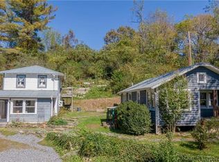 590 Barnard Rd, Marshall, NC 28753