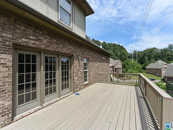 2nd image of 203 Castlehill Dr